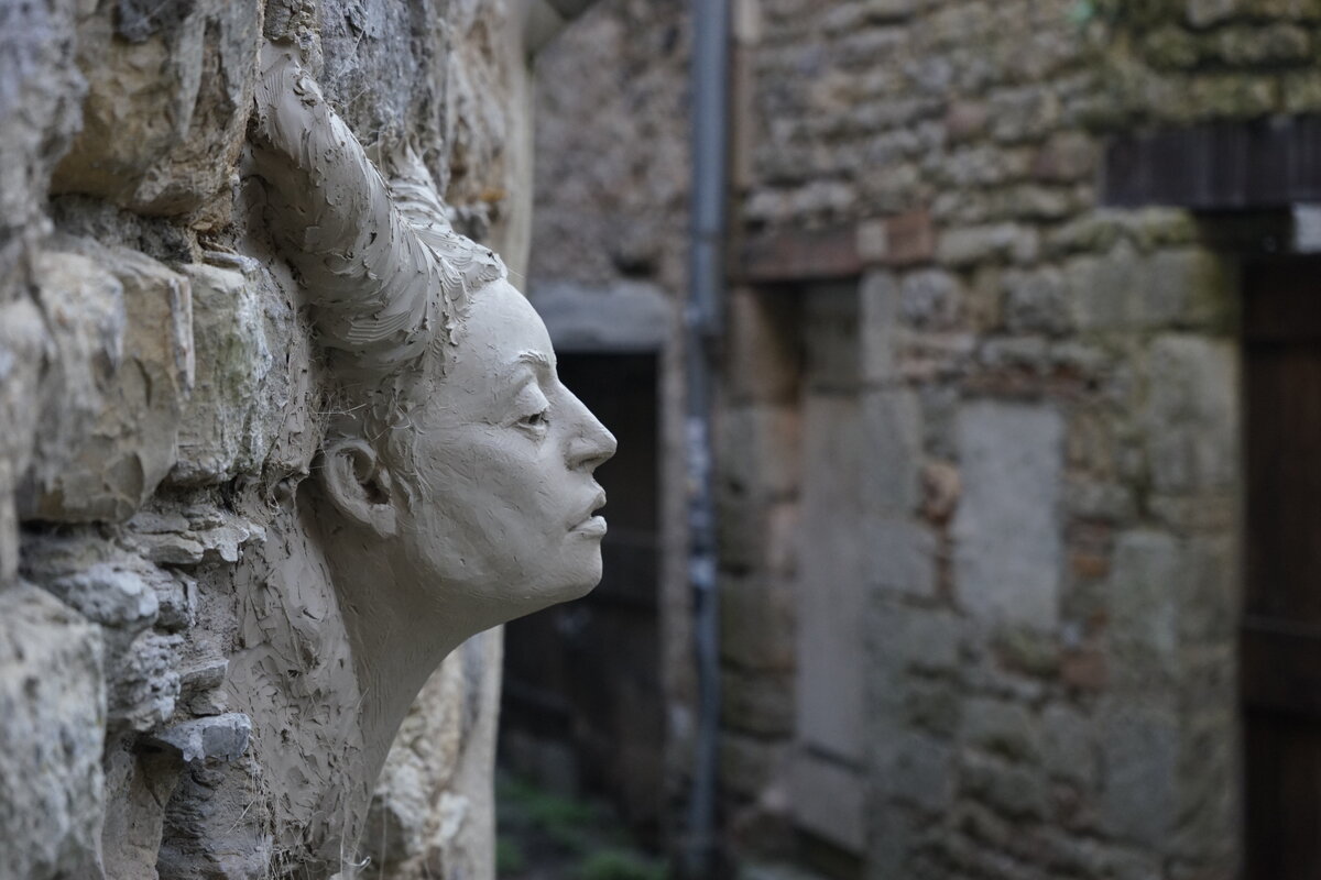 Semiostalgia P0006 — Sculpture en cours de séchage, Saint-Antonin-Noble-Val