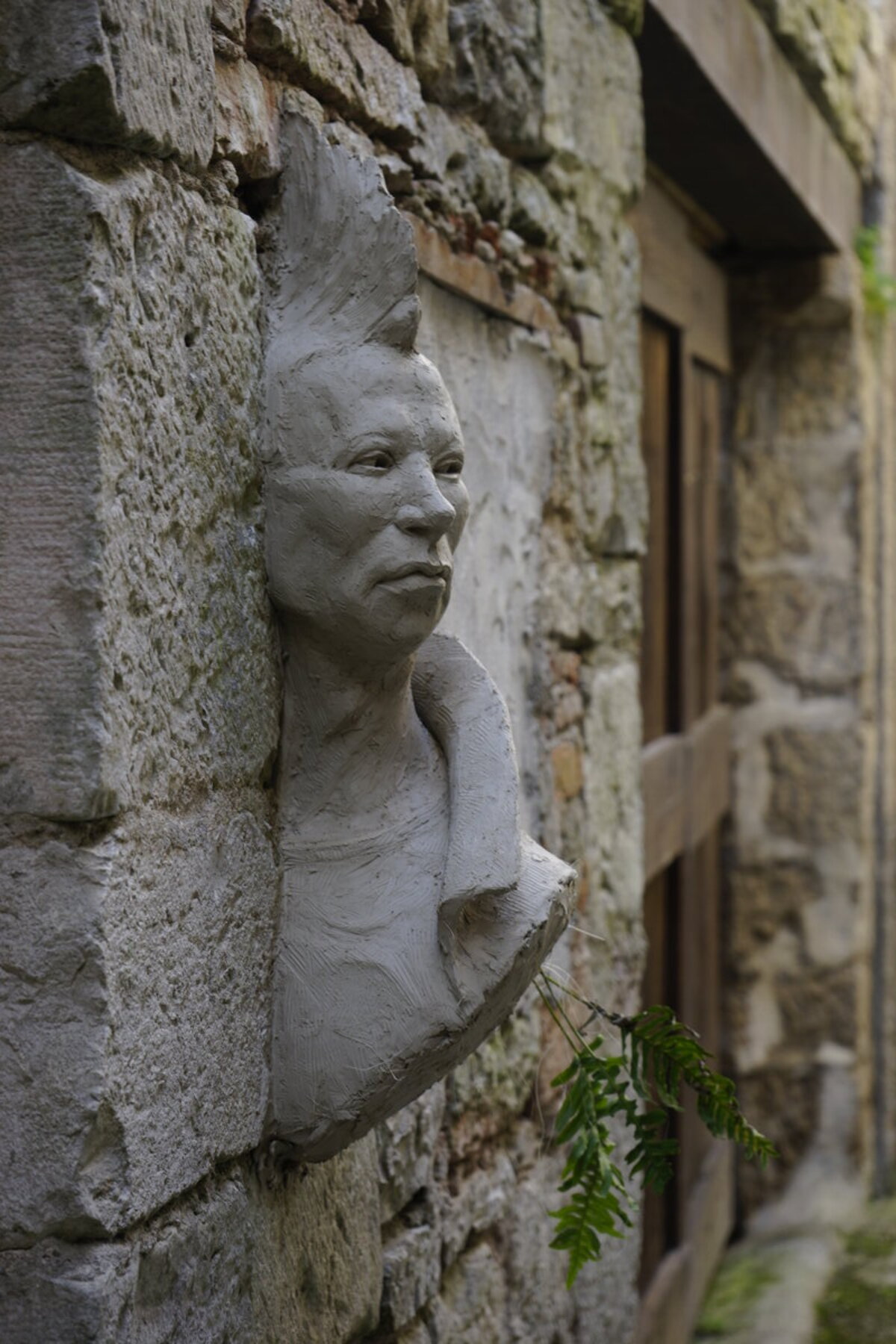 Semiostalgia P0007 — Sculpture en cours de séchage, Saint-Antonin-Noble-Val