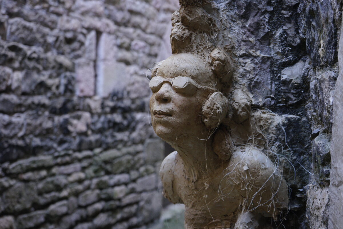 Semiostalgia P0008 — Sculpture en cours de séchage, Saint-Antonin-Noble-Val