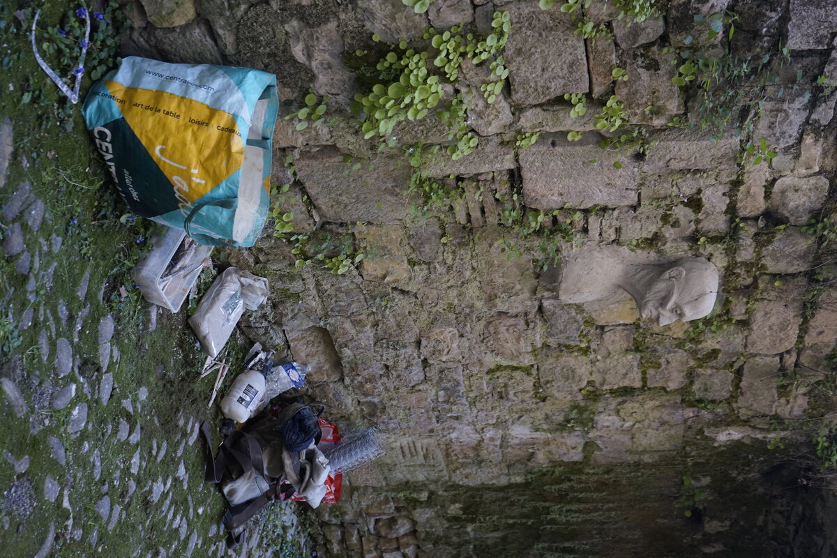 Semiostalgia P0010 — Atelier de sculpture, Saint-Antonin-Noble-Val