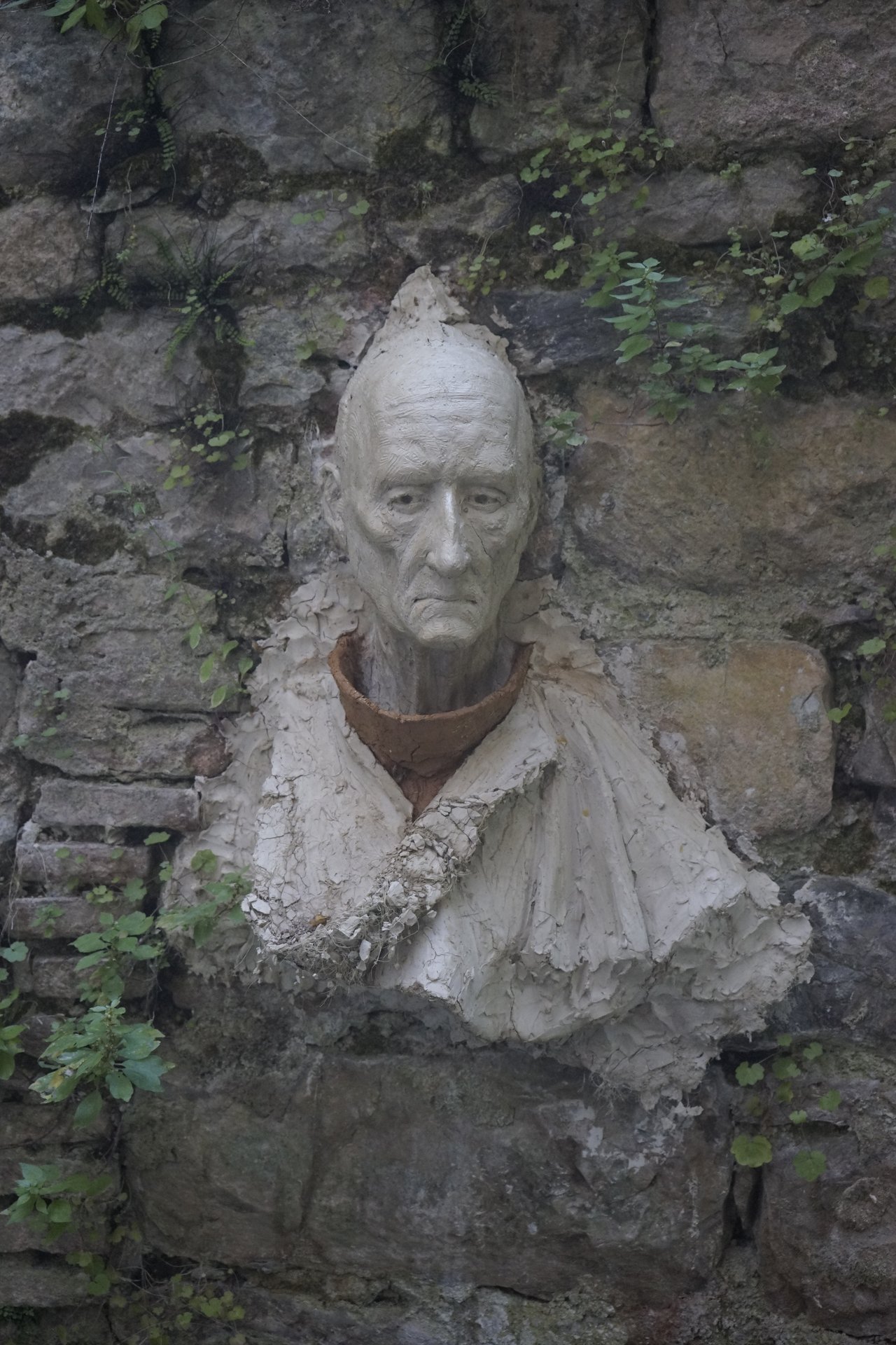 Retrait des sculptures Semiostalgia — documentation photographique, juillet 2026