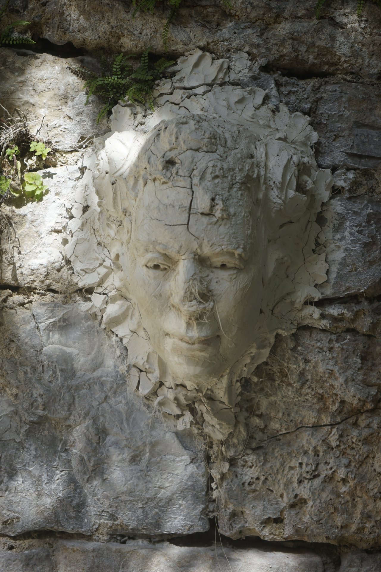 Retrait des sculptures Semiostalgia — documentation photographique, juillet 2026