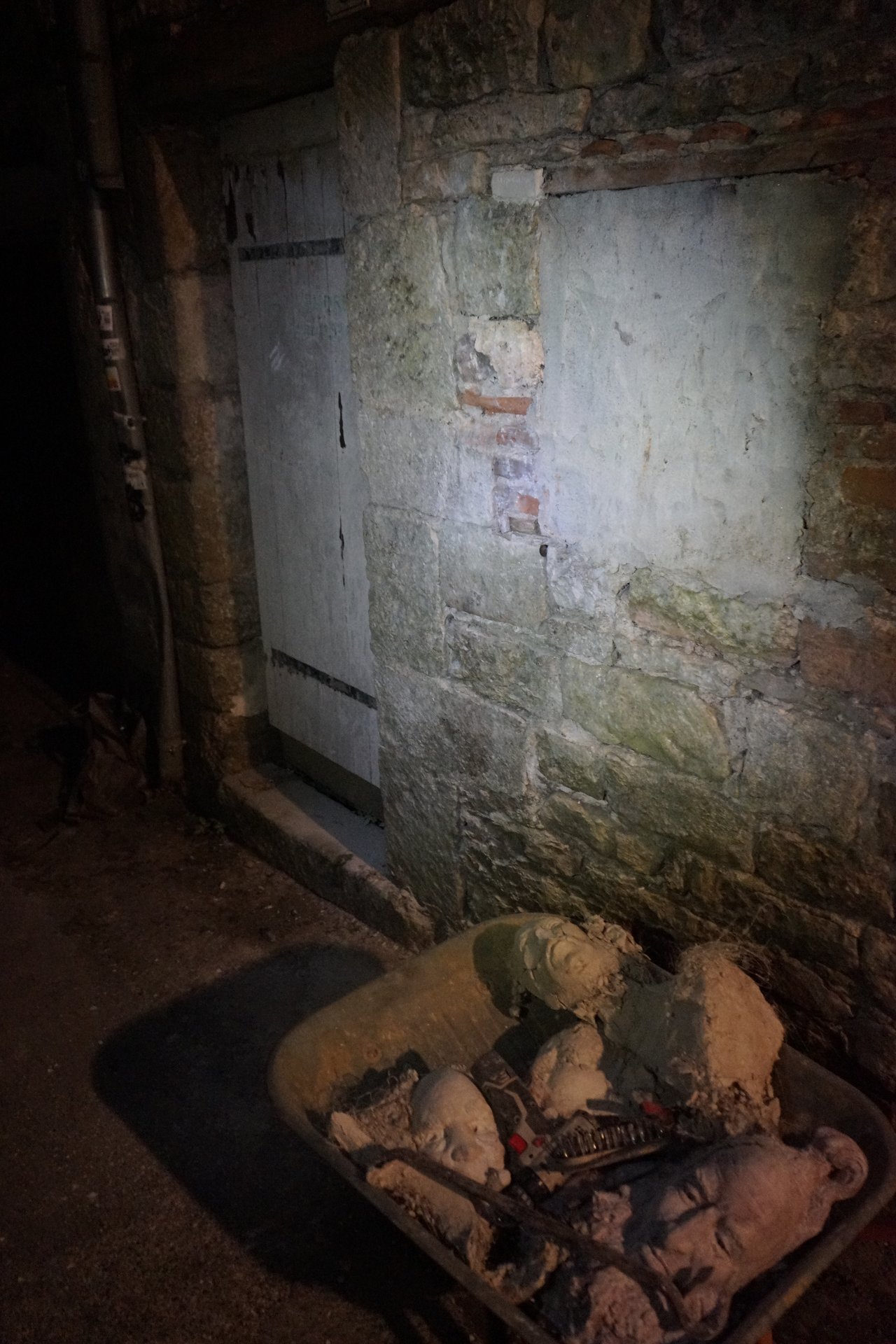 Retrait des sculptures Semiostalgia — documentation photographique, juillet 2026