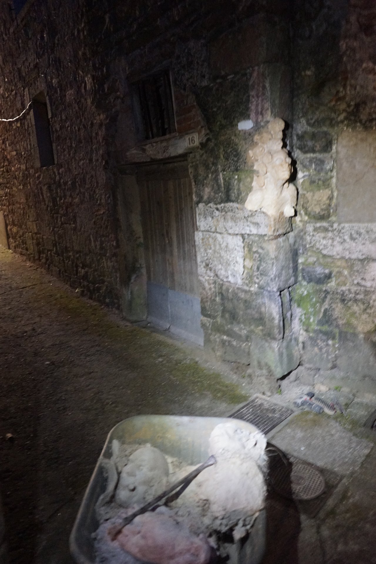 Retrait des sculptures Semiostalgia — documentation photographique, juillet 2026