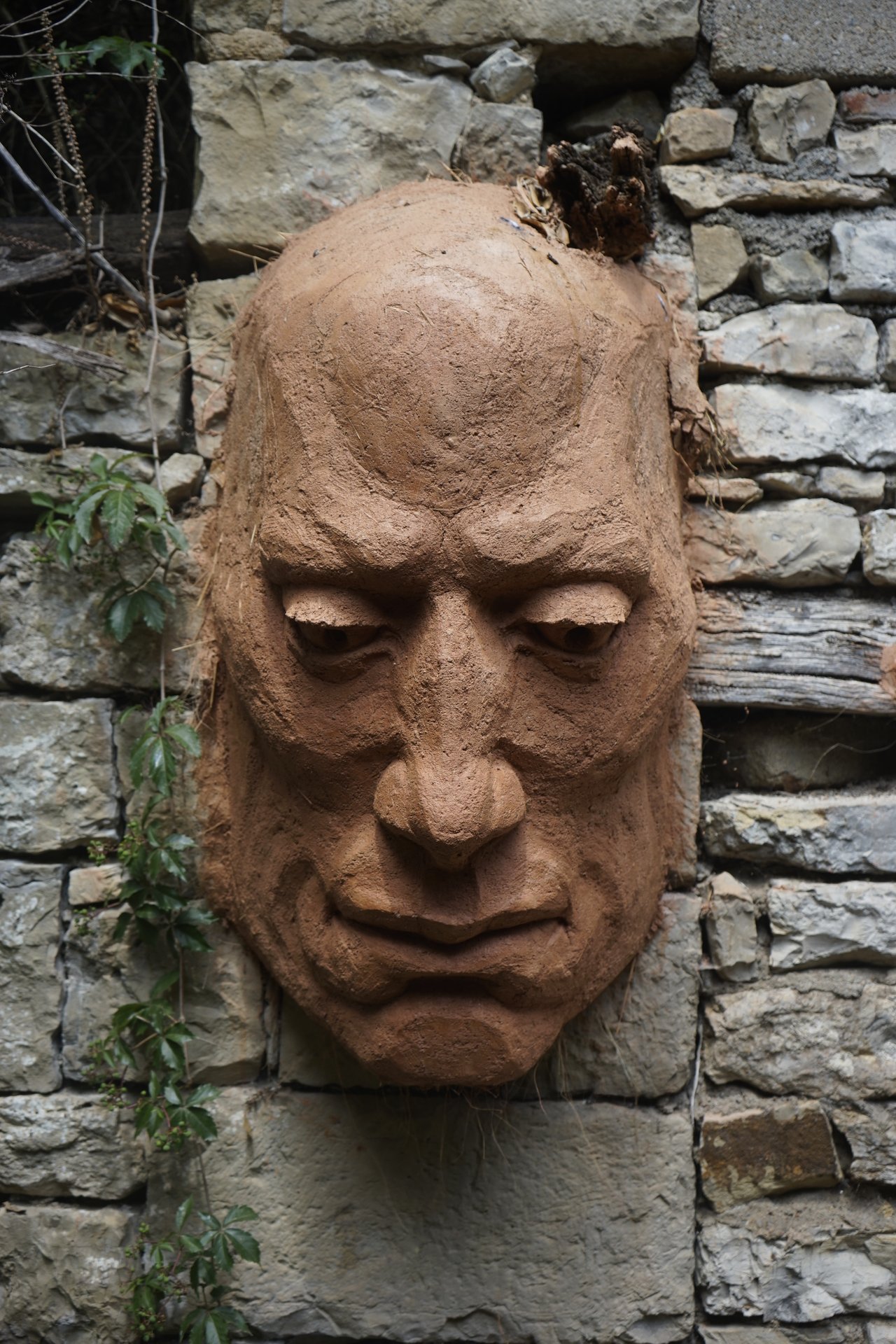Retrait des sculptures Semiostalgia — documentation photographique, juillet 2026