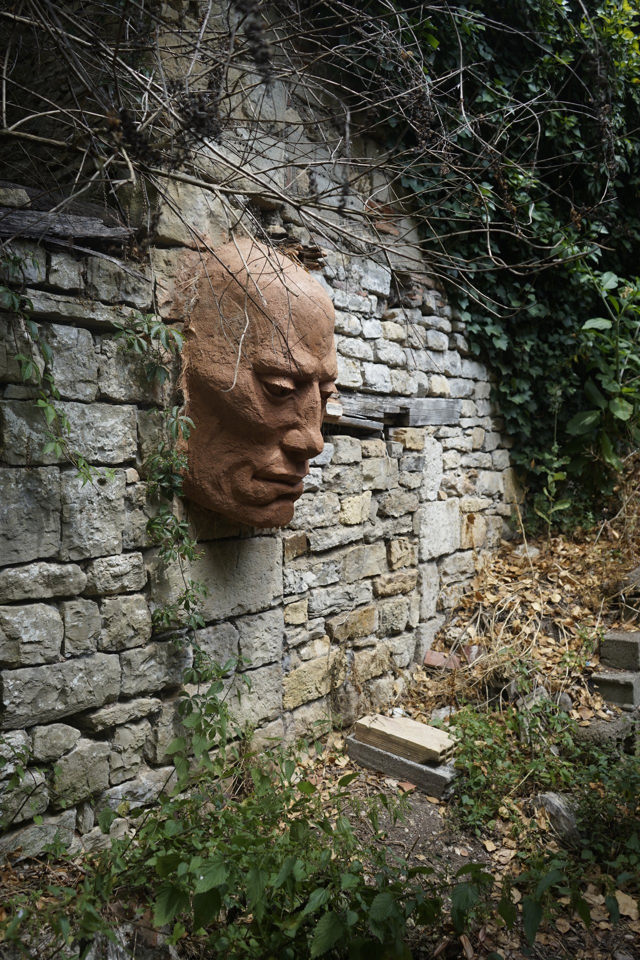 Retrait des sculptures Semiostalgia — documentation photographique, juillet 2026