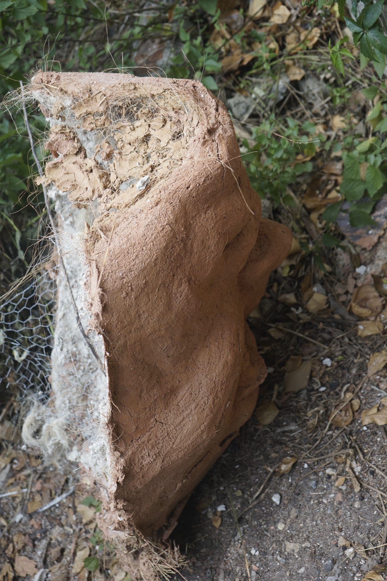 Retrait des sculptures Semiostalgia — documentation photographique, juillet 2026