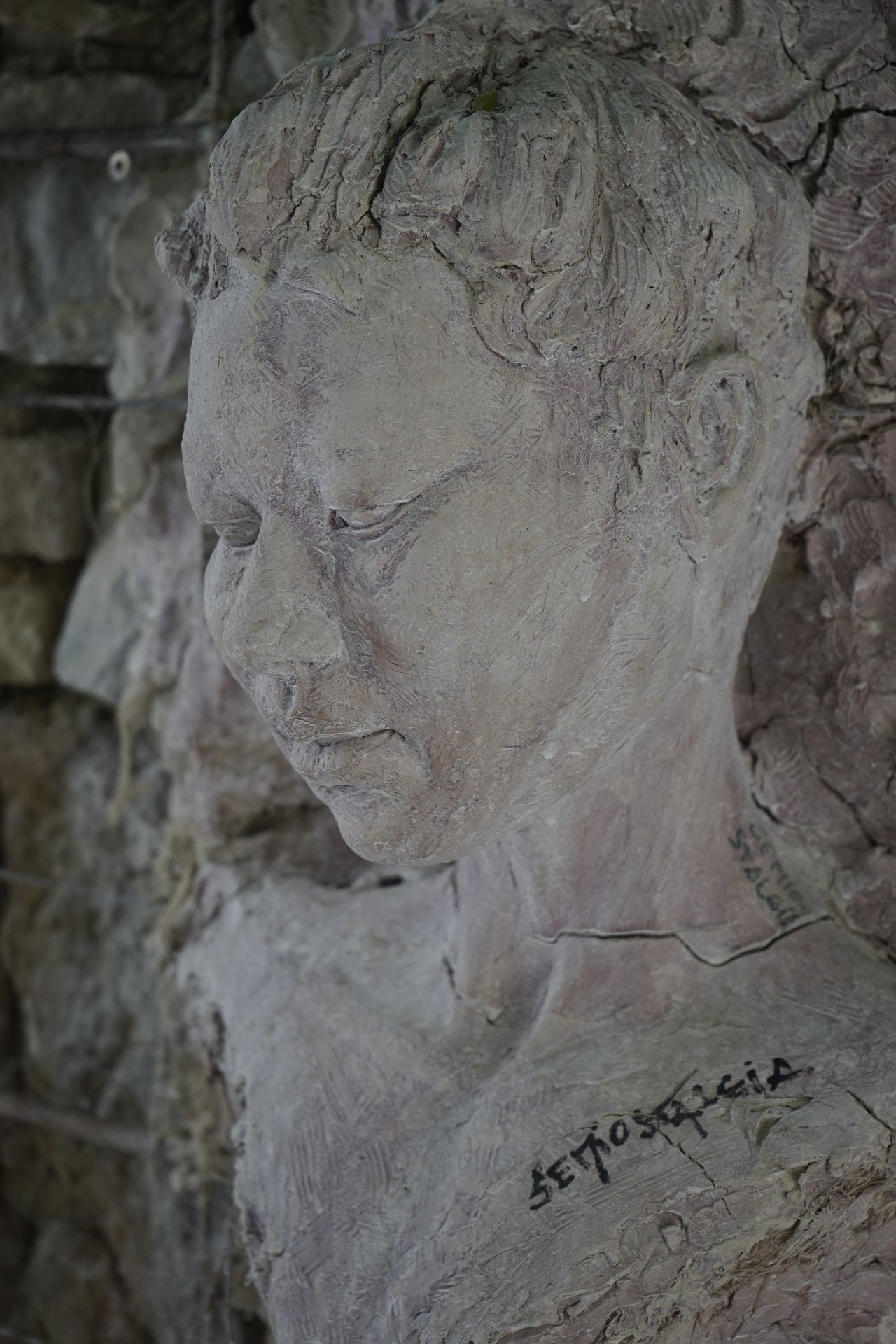 Retrait des sculptures Semiostalgia — documentation photographique, juillet 2026