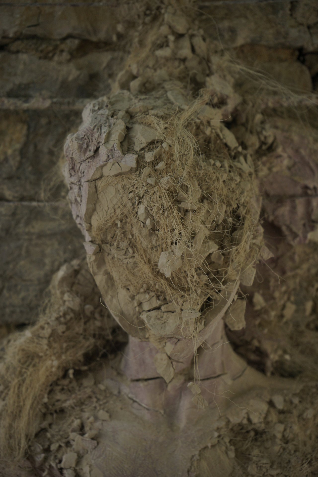 Retrait des sculptures Semiostalgia — documentation photographique, juillet 2026